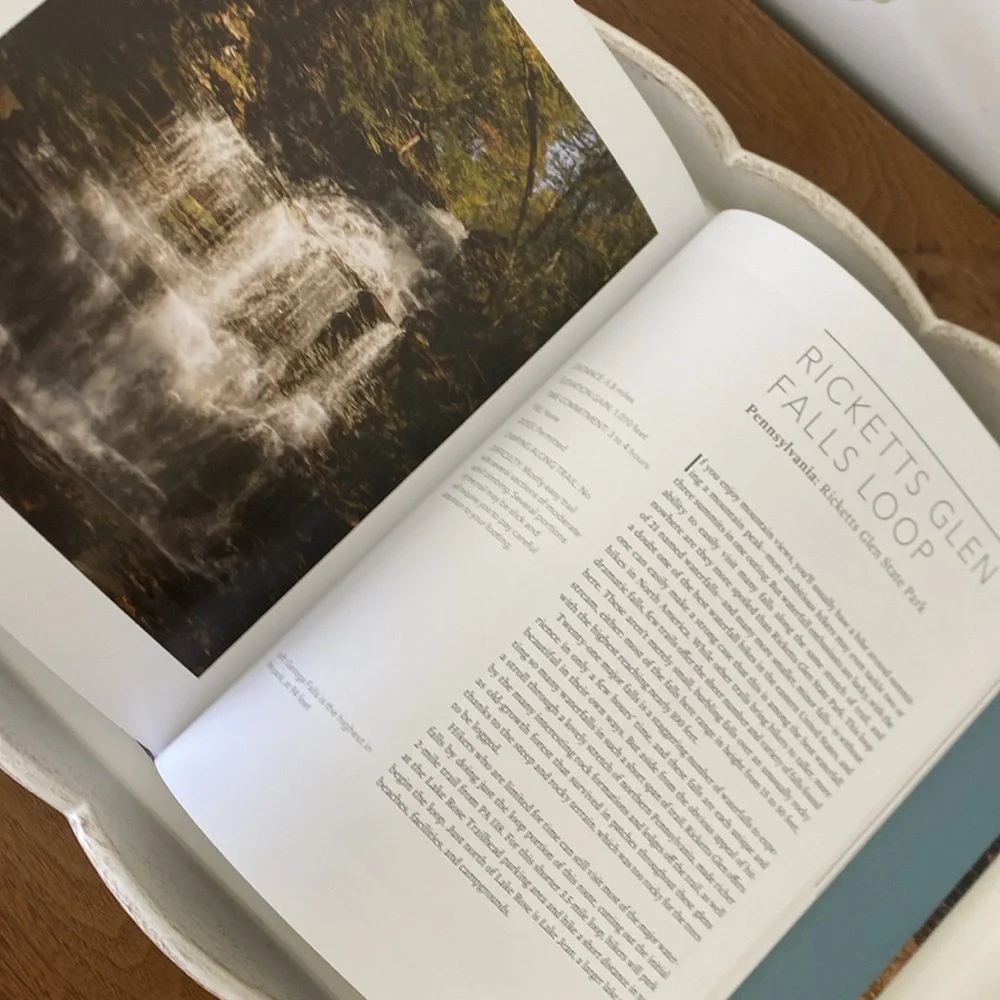 America's Best Day Hikes - Single-Day Hikes Coffee Table Book by Derek Dellinger
